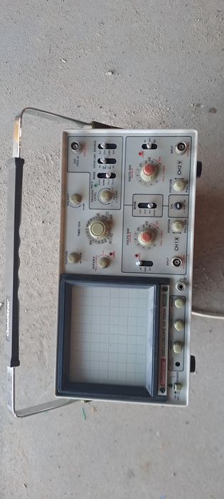 Oscyloskop GoldStar OS7020A