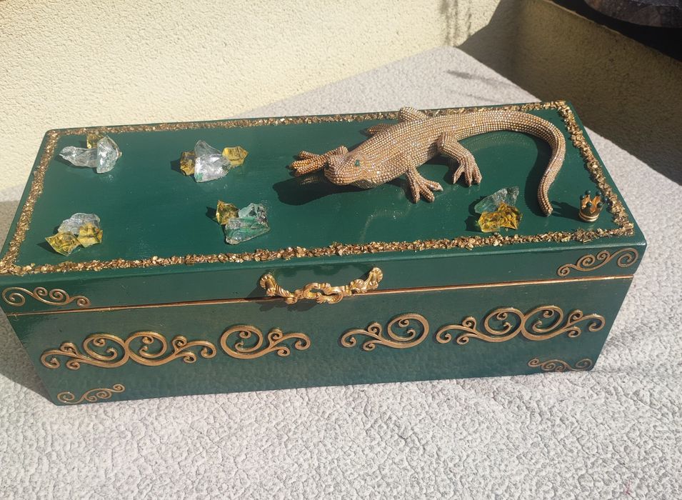 Szkatułka Pani Miedzianej góry