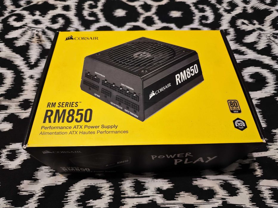 Fonte de Alimentação Corsair RM850