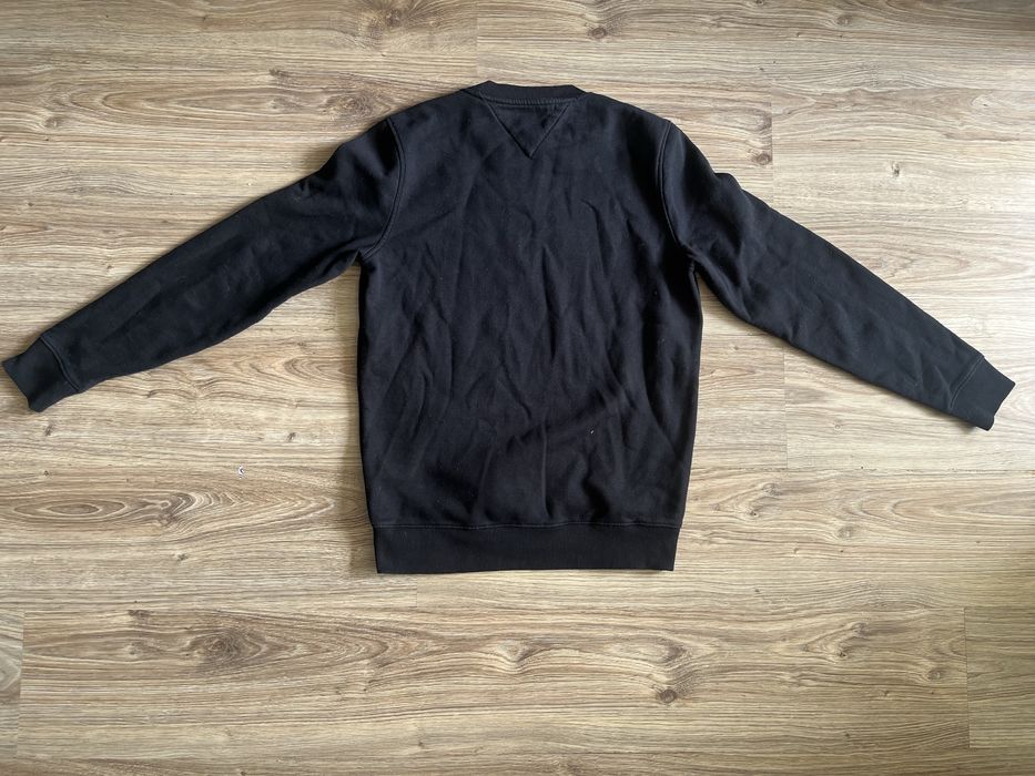 Czarna bluza, marki Tommy Jeans, rozmair M