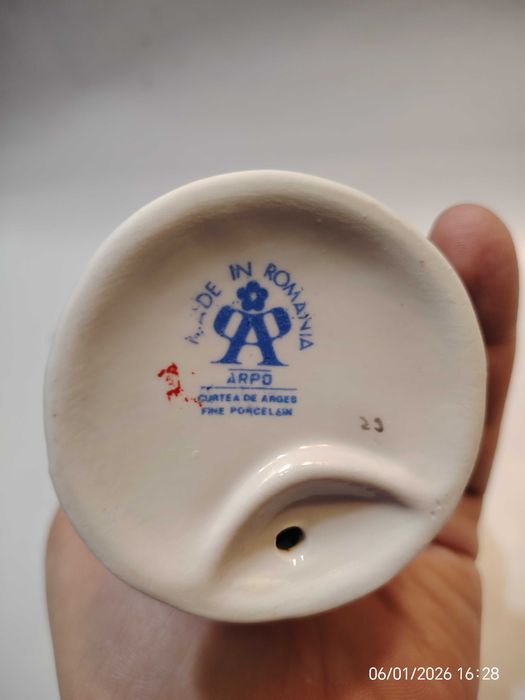 Figurka Arpo Romania