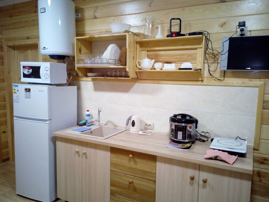 Будинок в Карпатах біля Буковелю. Яблуниця. Продаж дуплекса 2 в 1