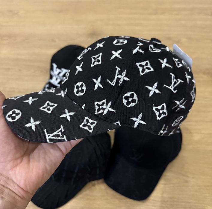 Кепка Louis Vuitton сіра чорна
