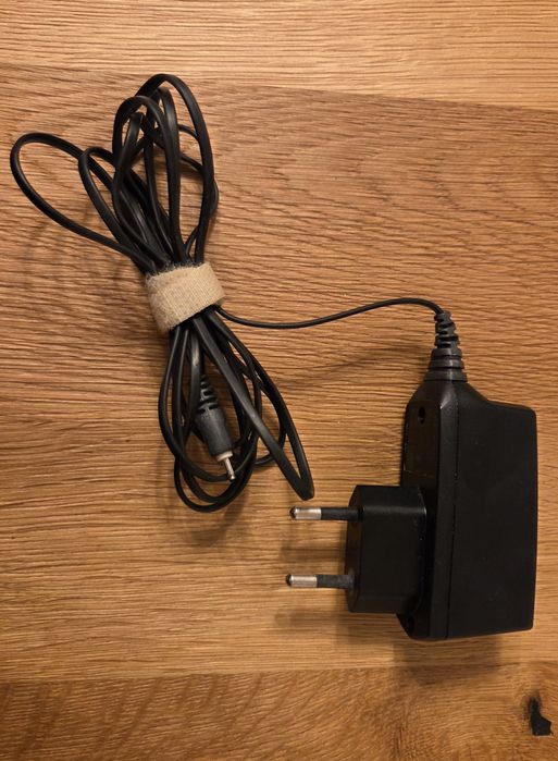 Nokia C5-03 uszkodzona + ładowarka