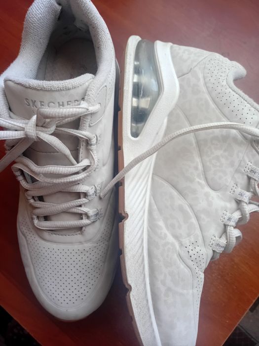 Кросівки Skechers 39р.