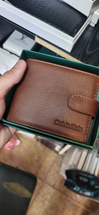 Шкіряний гаманець коричневого кольору мужской портмоне коричневый