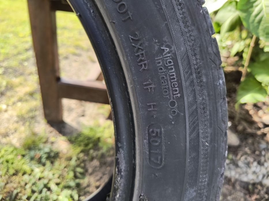 Opony letnie 17"  225/45/r17 komplet 2szt.