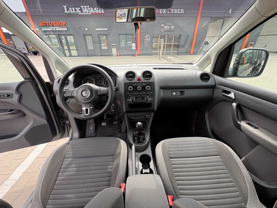Продаж авто Volkswagen Caddy LIFE, 2014 рік, 1.6 дизель