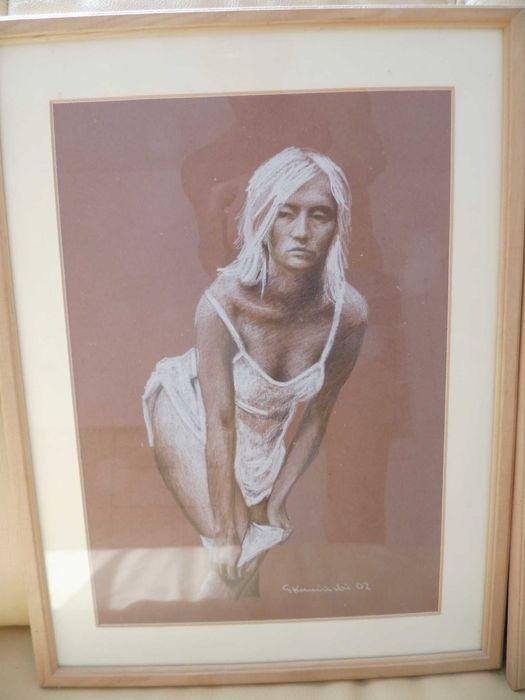 Pastele. Trzy obrazy. Oprawa.