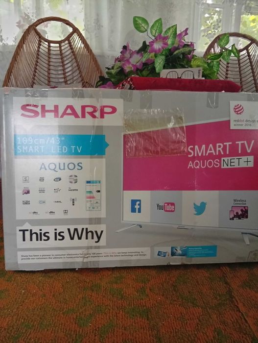 Телевізор Sharp 109см/43д