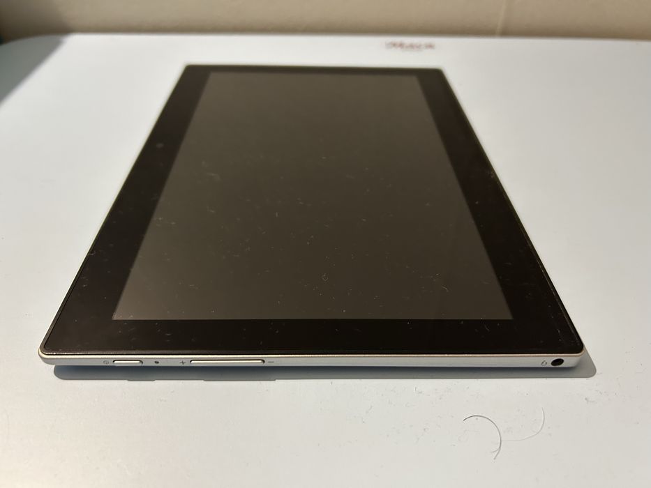 Продам планшет Lenovo