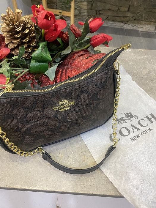 Mala senhora  coach nova muito elegante e muito bom acabamento