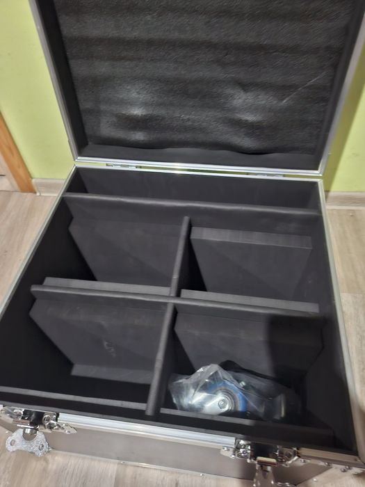 Skrzynia / kufer transportowy Roadinger