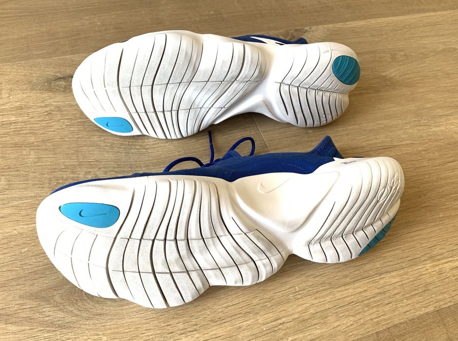 Nike - buty męskie do biegania r. 43