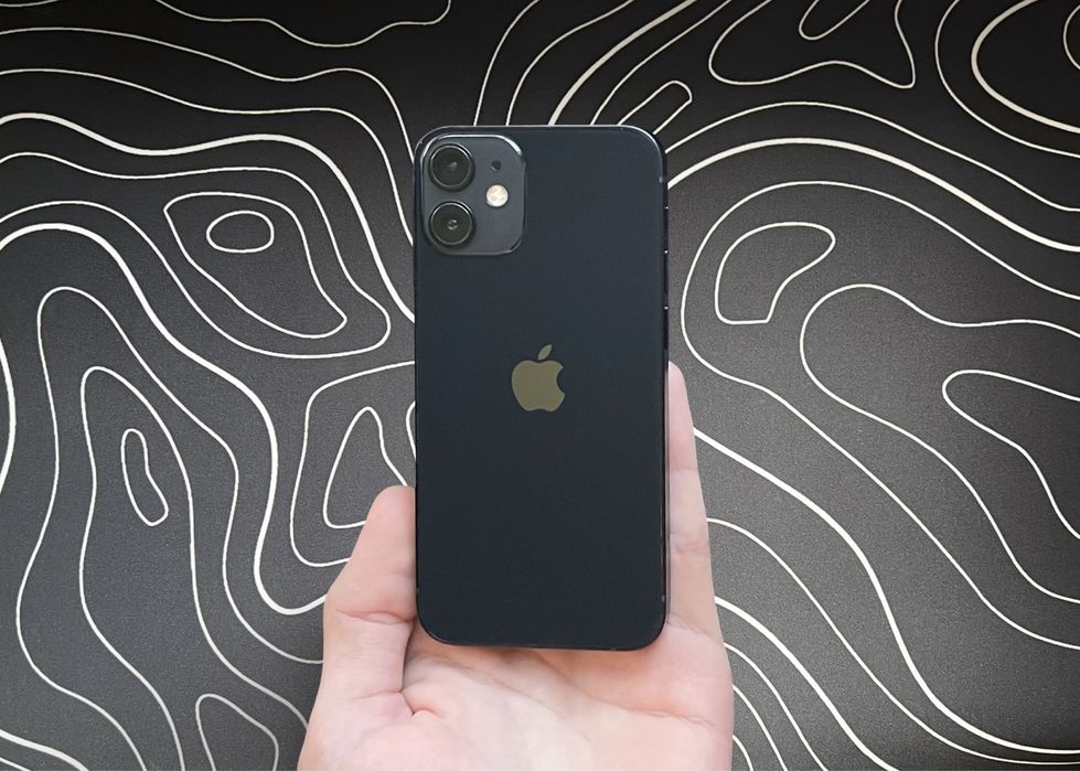 Дешевый - iPhone 12 MINI - 128 гб - NEVERLOCK - 83% АКБ - BLACK