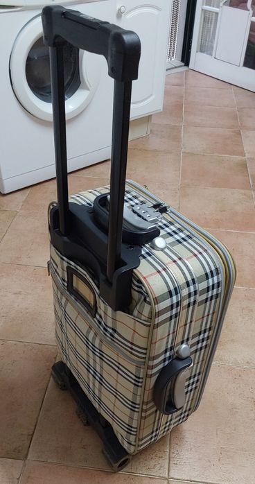 MALA DE VIAGEM DE PORÃO,CADEADO CÓDIGO. Casa,Quarto,Arrumação,Mudanças