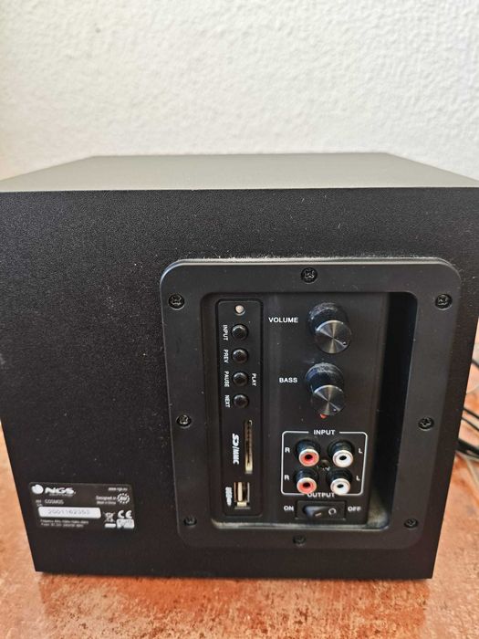 Sistema de Colunas NGS 2.1 20W – Excelente Estado