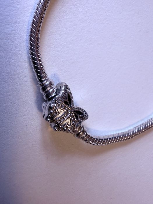 Pandora Bransoletka Motyl 19 cm
