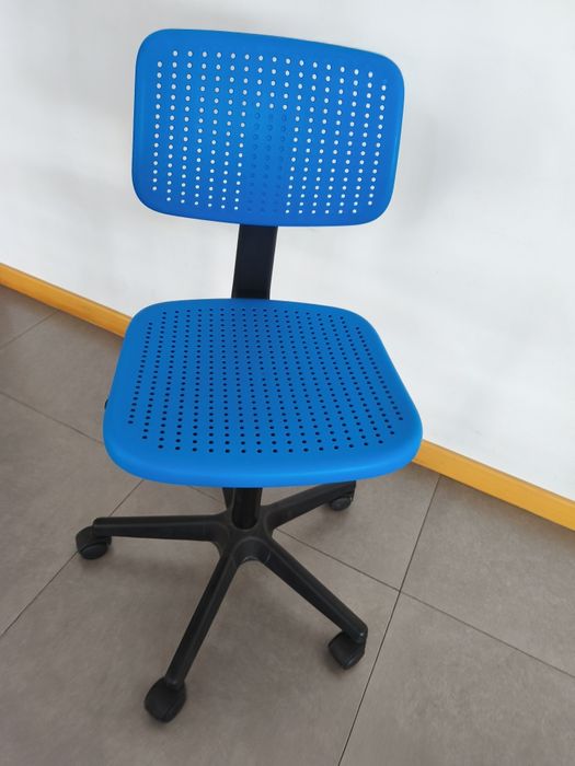 Cadeira de criança para escritório