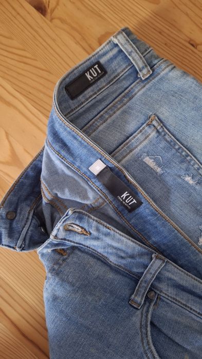 KUT from the Kloth jeansy stretch jasny denim