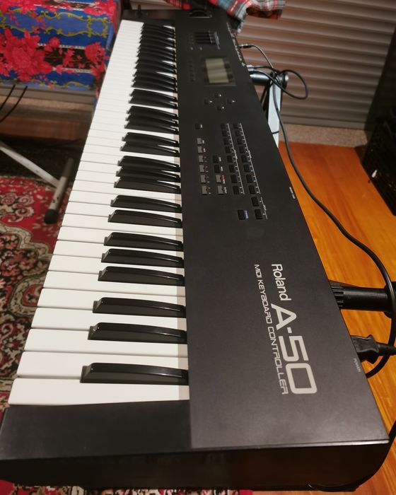 Roland A-50 Midi Controlador