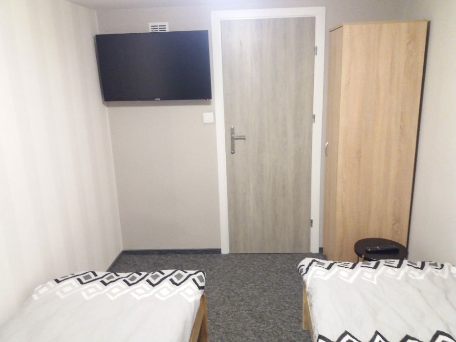 NOCLEGI, KWATERY, POKOJE do wynajęcia OPOLE Tanio Nocleg dla pracownik