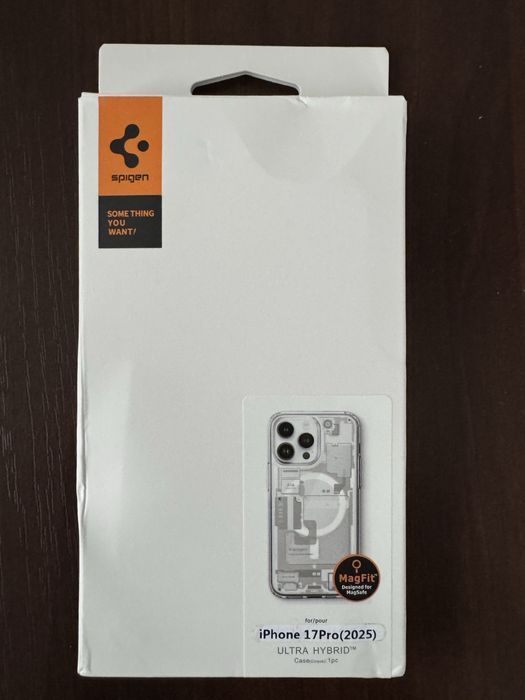 Spigen Etui plecki Mag Safe Iphone 17 pro  NOWE