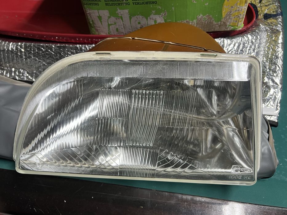 Farol Citroen CX de 1981, novo