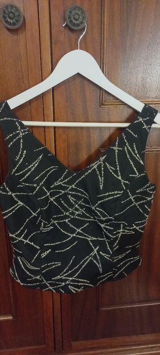 Top preto com brilhantes Vintage