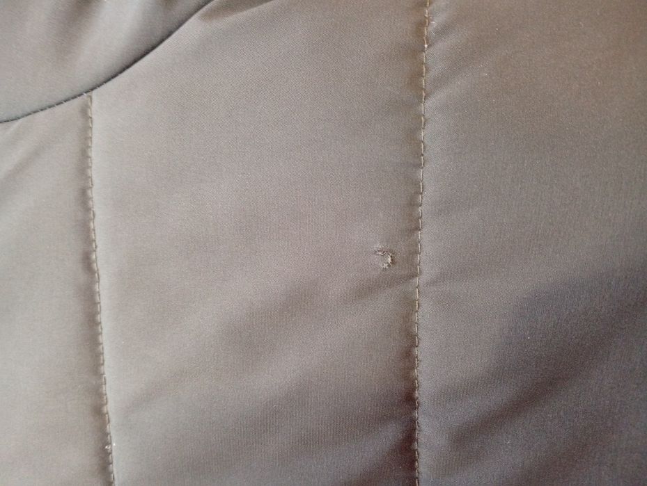 Зимова курточка розмір 40 на 8-9 років