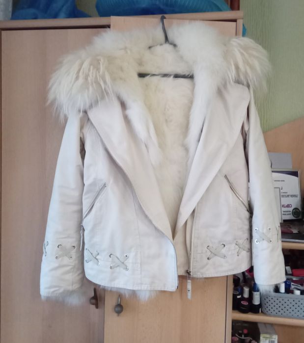 Парка з натуральним хутром та підкладом