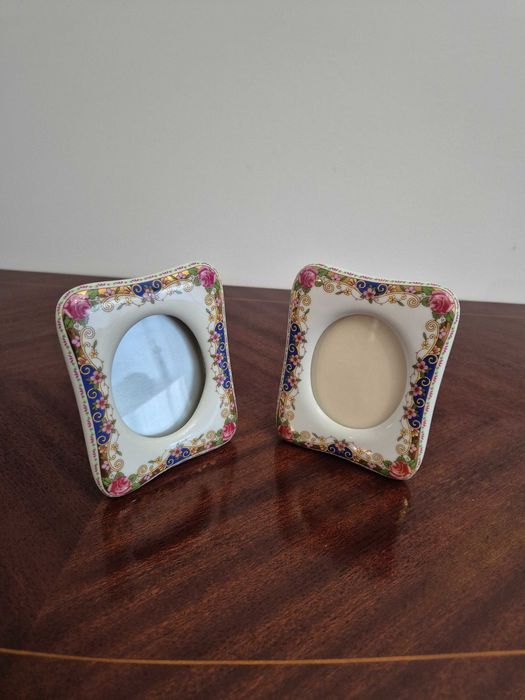 Par de Mini Molduras em Porcelana de Limoges – França (Ouro e Floral)
