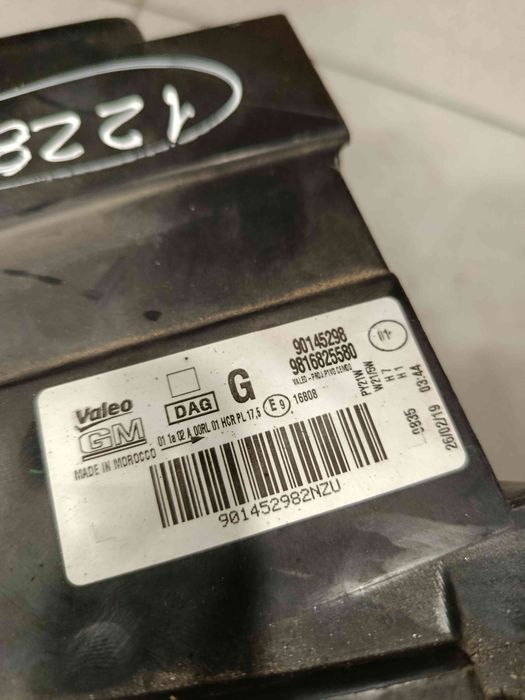 Ótica / farol esquerda OPEL Combo Furgão/Combi (X19)