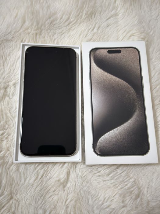 Iphone 15 pro max 256gb. 90% акамулятор