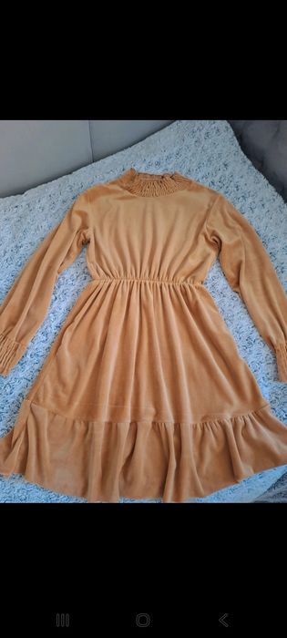 Sukienka welurowa r. M