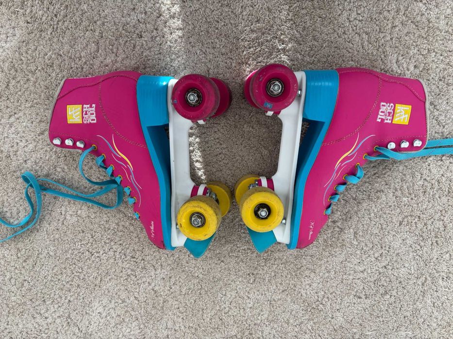 Wrotki Decathlon Oxelo ciemny róż roz. 39 + ochraniacze roz. S