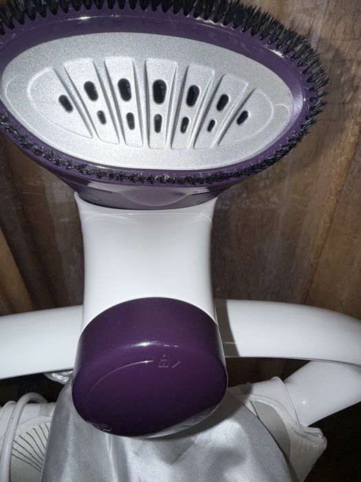 Відпарювач вертикальний стаціонарний PHILIPS ComfortTouch GC557/30