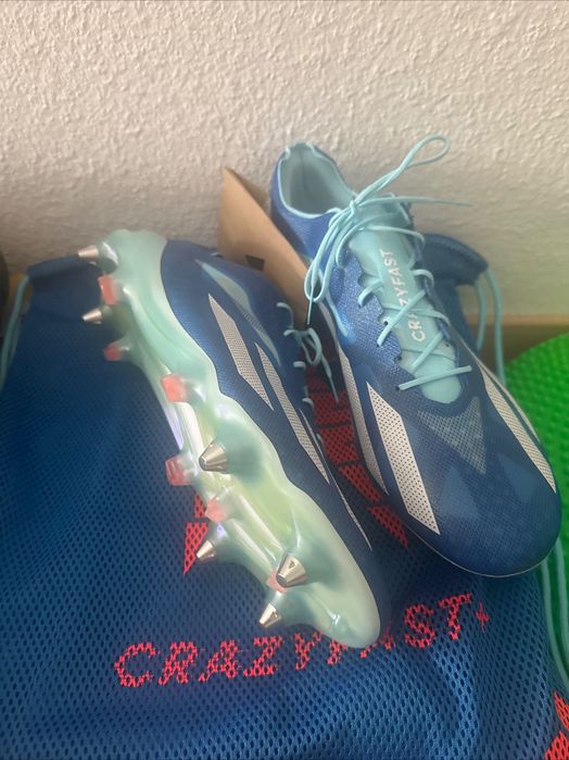 футбольні бутси adidas