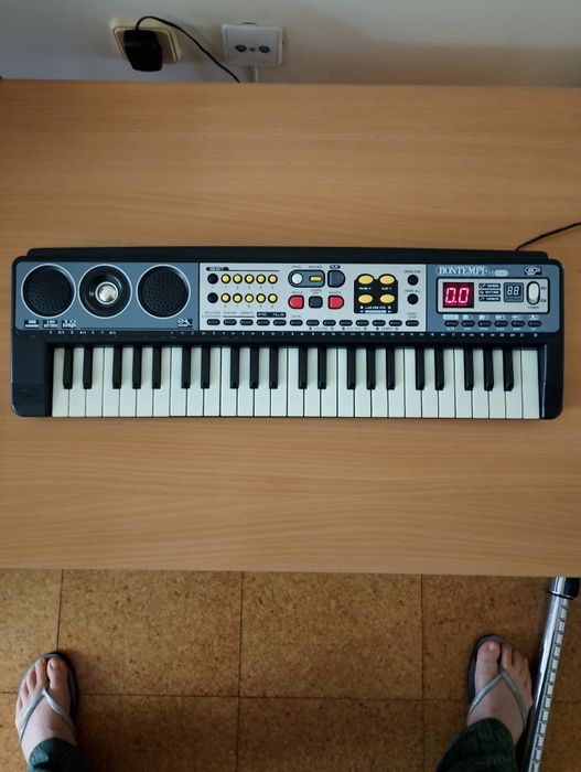 Teclado BONTEMPI brinquedos musical 49 teclas