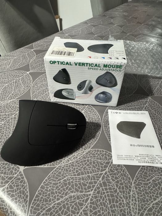 Pionowa optyczna myszka mysz komputerowa dla praworecznych