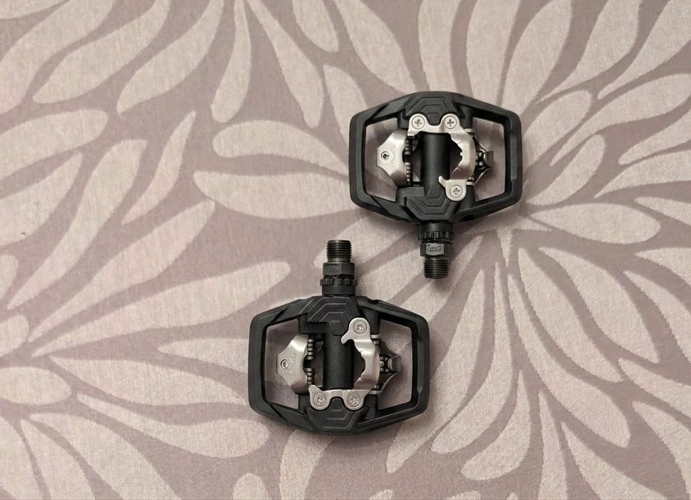 Pedais de encaixe SHIMANO SPD PD-ME700