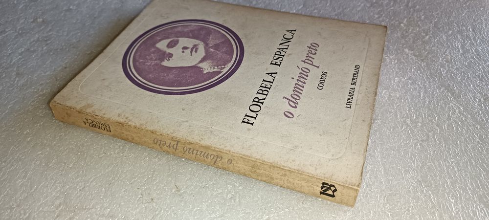 livro de Florbela espanca O dominó preto – Contos