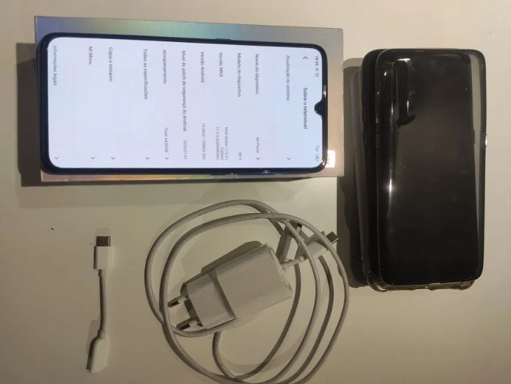 Xiaomi Mi9 - 64GB -  100% funcional - super leve!!