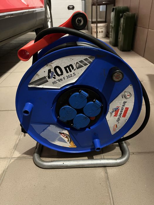 Подовжувач на котушці 40 м Brennenstuhl H07RN-F 3G2.5mm