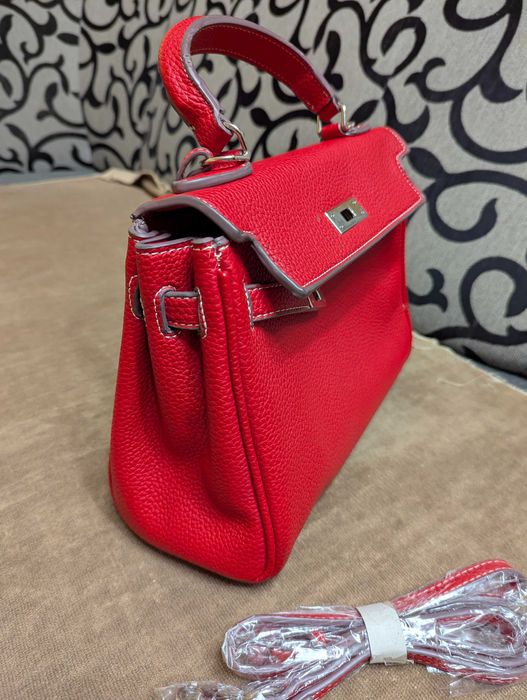 Сумка жіноча, червона.