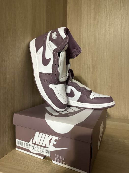 Nike Air Jordan 1 High OG Mauve
