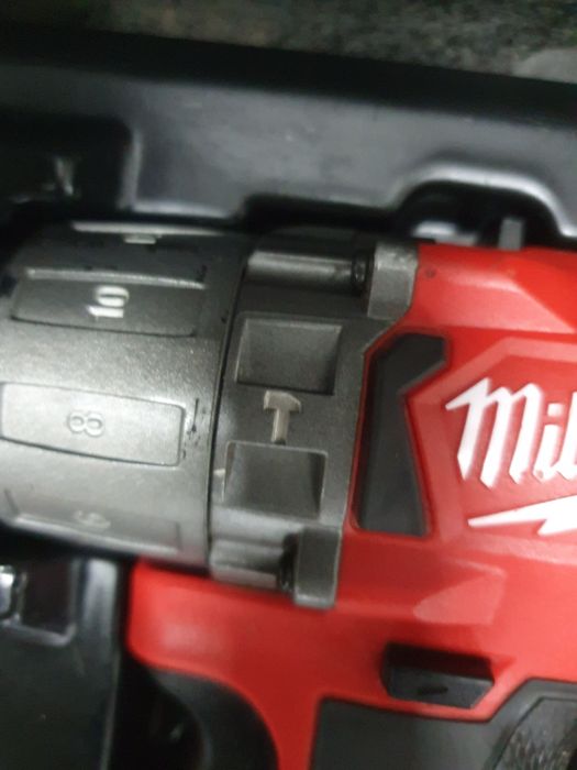 Wiertarko wkrętarka udarowa Milwaukee  M18 FPD2  aku 5.0 Ah  komplet