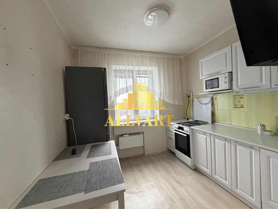 Продаж 3 кім квартири з ремонтом вул.Путивльська, метро Лісова