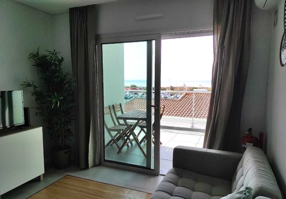 EAR-024 Apartamento T2 em Monte Gordo frente à praia