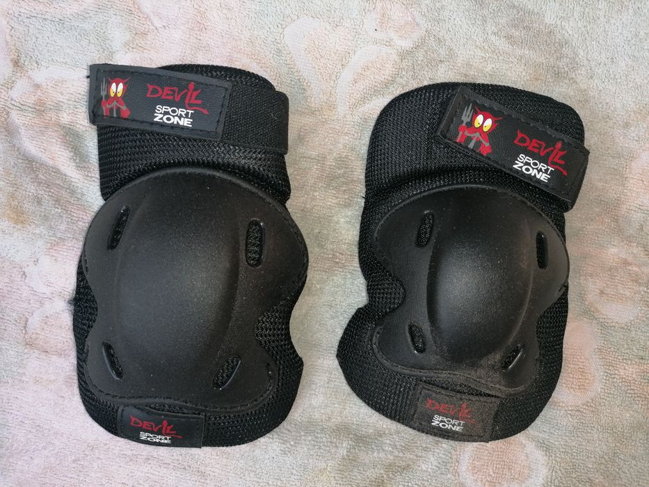 Flauta e duas cotoveleiras